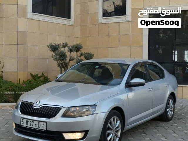 سكودا اوكتافيا توماتيك  بصمات تشغيل ودخول