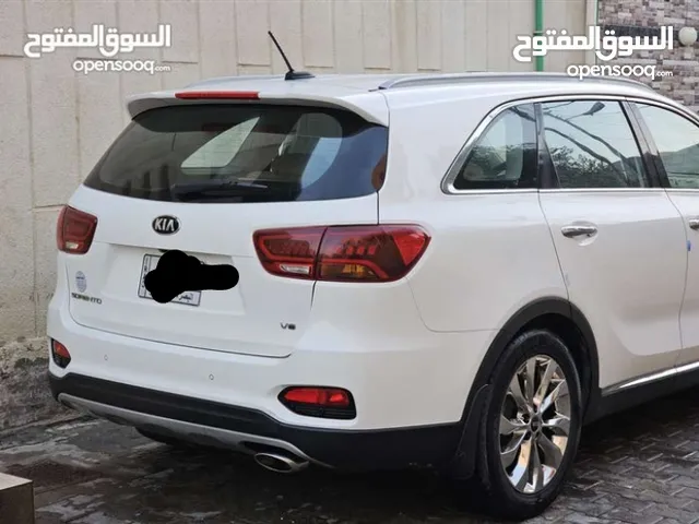 Used Kia Sorento in Basra