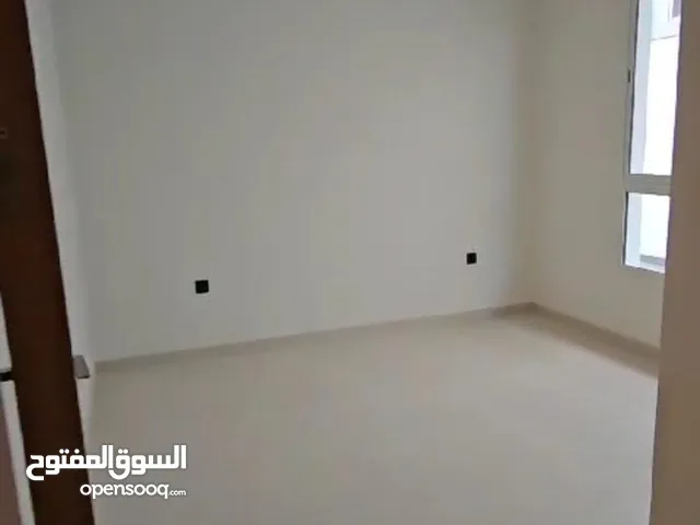 180 m2 3 Bedrooms Apartments for Rent in Al Riyadh Hai Al-Awali