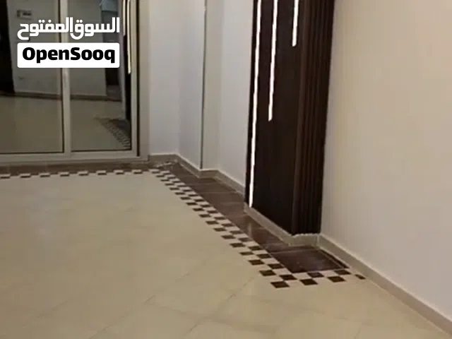 شقه للبيع 140م ميامي