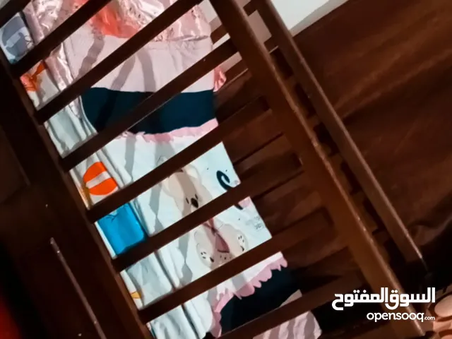 تخت بيبي مع فرشه