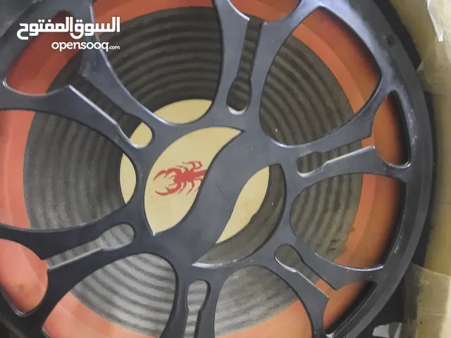 بازوقه العقرب اب حال الوكاله لون الأحمر الخشب ضعيف