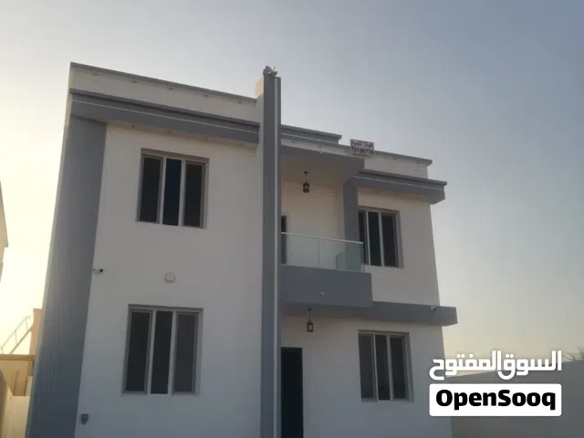 260 m2 4 Bedrooms Villa for Sale in Al Dhahirah Ibri
