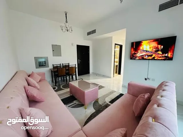 شقة للايجار دبي قرية الجميرا