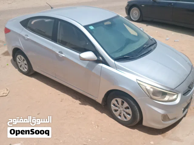 2016 هيونداي اكسنت GL
