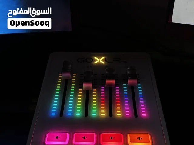مكسر صوت Goxlr ابيض نضيف