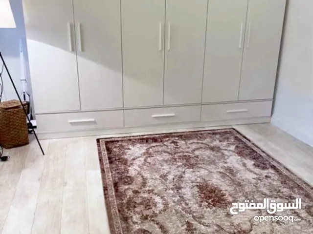 شـقـة انظيفة  صيانة حديثة  للبيع في زاوية الدهماني بالقرب من سوق الشط موقع ممتاز للسكن او للاستثمار