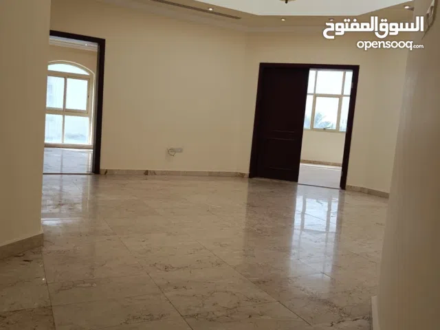 153 m2 More than 6 bedrooms Villa for Rent in Abu Dhabi Mohamed Bin Zayed City
