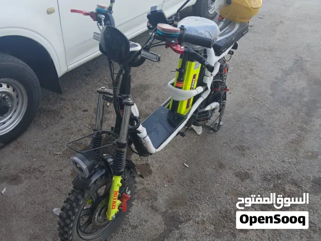 اسكوتر كهربائي 2025