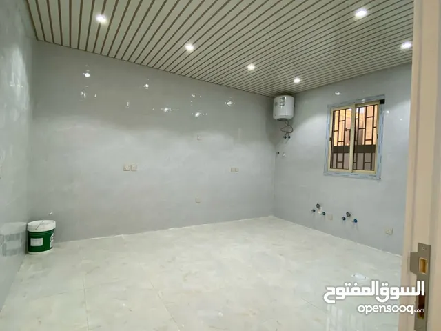 220 m2 5 Bedrooms Apartments for Rent in Al Madinah Shuran