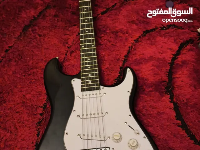 قيتار كهربائي احترافي