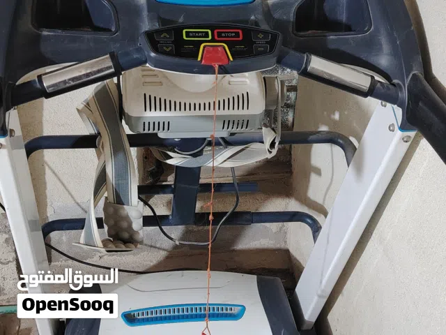 جهاز جري كارديو نظيف