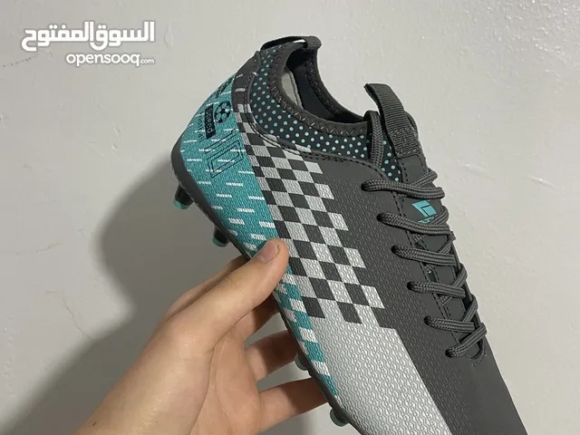 41 Sport Shoes in Algeria