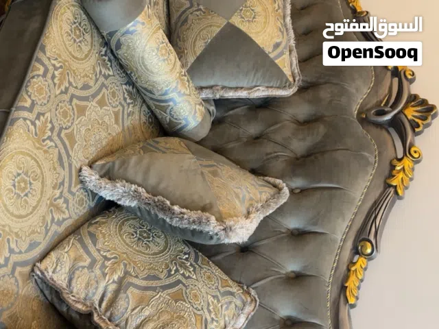 طبلات مع طاولات