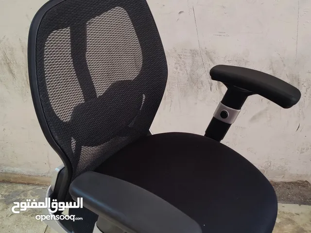 كرسي مكتبي اصلي جودة عالية طبي للجلسات الطويلة حركات متنوعة