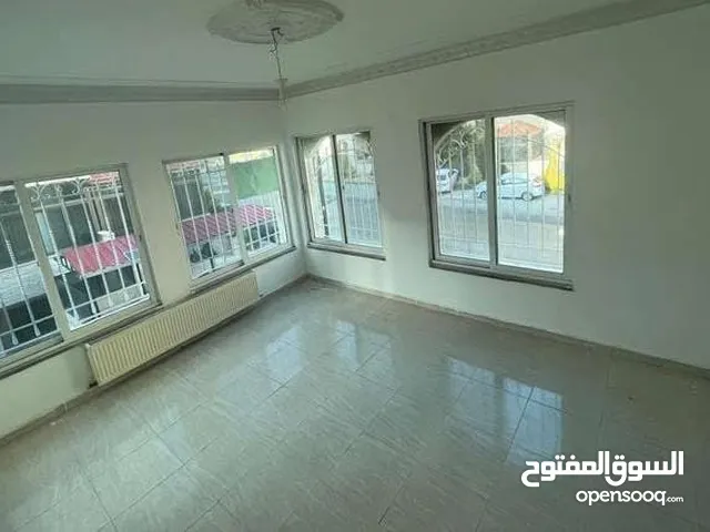 220 m2 4 Bedrooms Apartments for Rent in Amman Daheit Al Rasheed