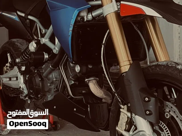2016 ابريليا Dorsodur 900