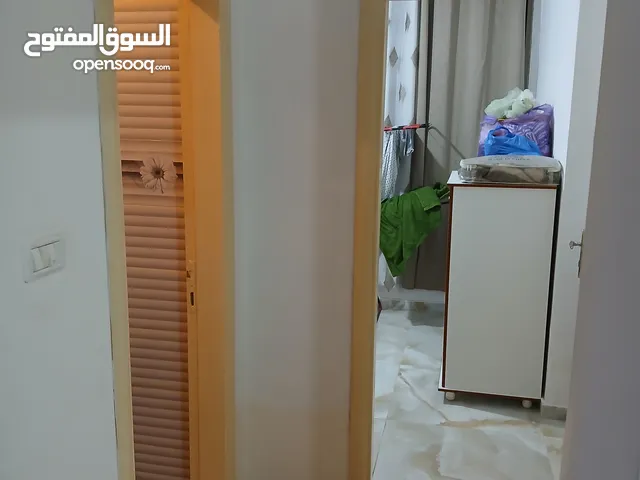 شقه للبيع مساحه 200