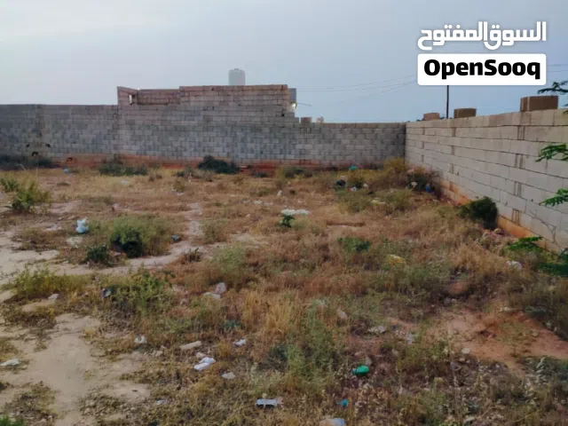 ارض سكنية مقابل مدرسة الريادة الدولية 2000متر