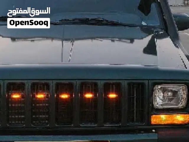 للبيع اناره تركب في شبك السياره