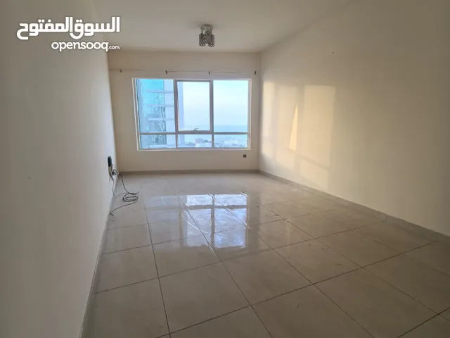 شقة غرفتين وصالة في برج الشاطىء 1 للبيع **من المالك مباشرة**