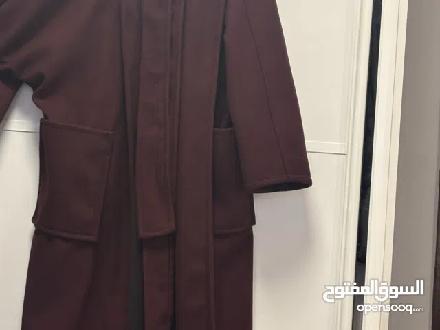 عرض اخر ثلث قطع الجاكيت 15  بدل 30دينار  جوخ ناعم شتوي الوان الترند  اسود بلمعه كموني برغندي