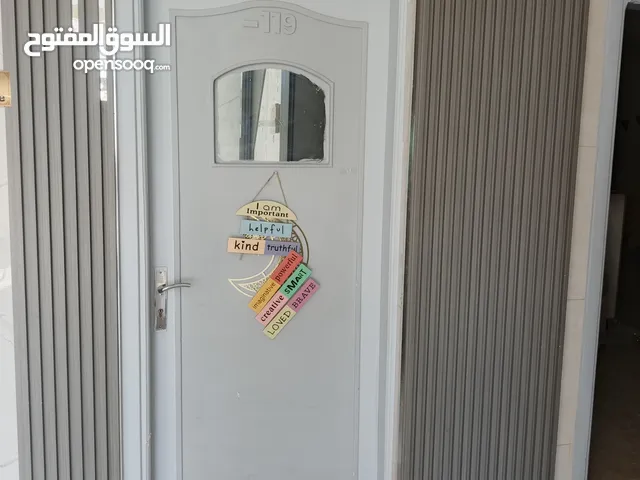 ابواب غرف صفية في مدارس الحصاد التربوي "البنيات"