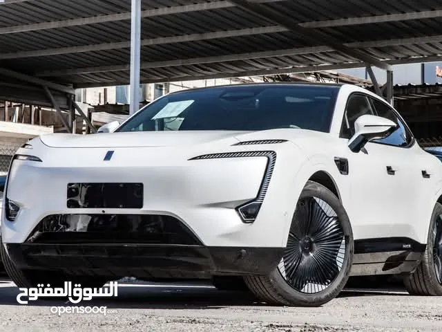 changan Avatr 11 2023 Awd Dual motor performance السيارات بحالة ممتازة جدا