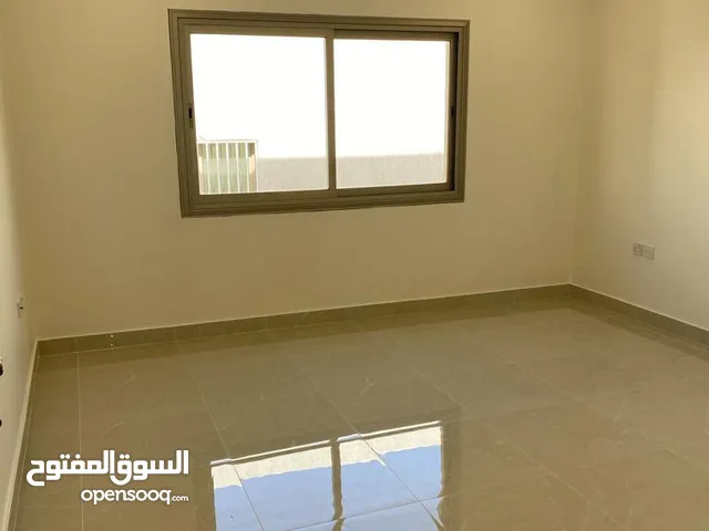 600 m2 4 Bedrooms Apartments for Rent in Al Ahmadi Wafra residential