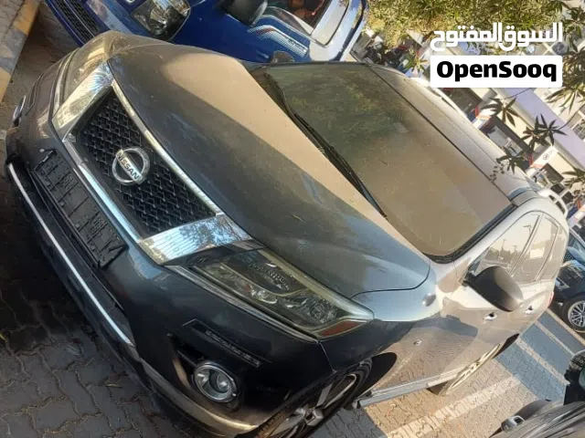 نيسان باتفندر 2014