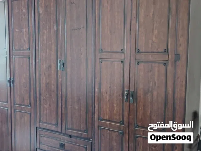 HUGE CLOSET / دولاب كبير