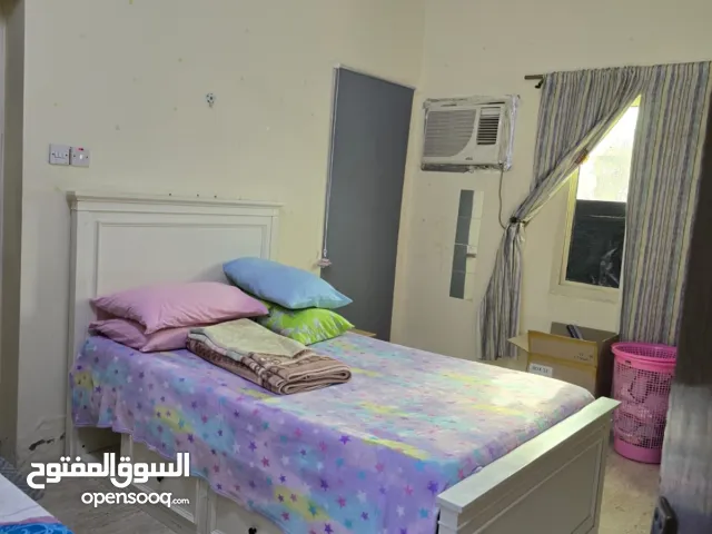 Furnished Room for Rent with Ewa 95 Good for couples or singles