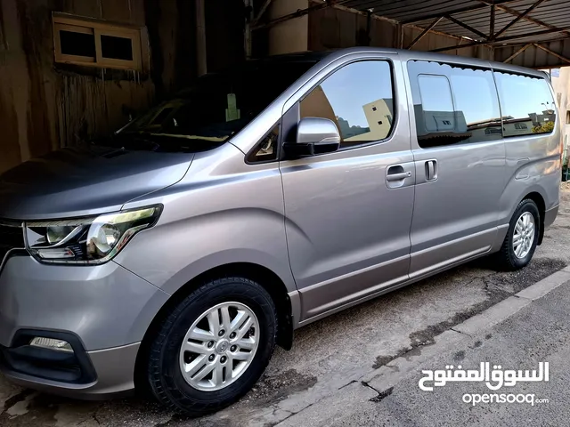 Used Hyundai H1 in Central Governorate