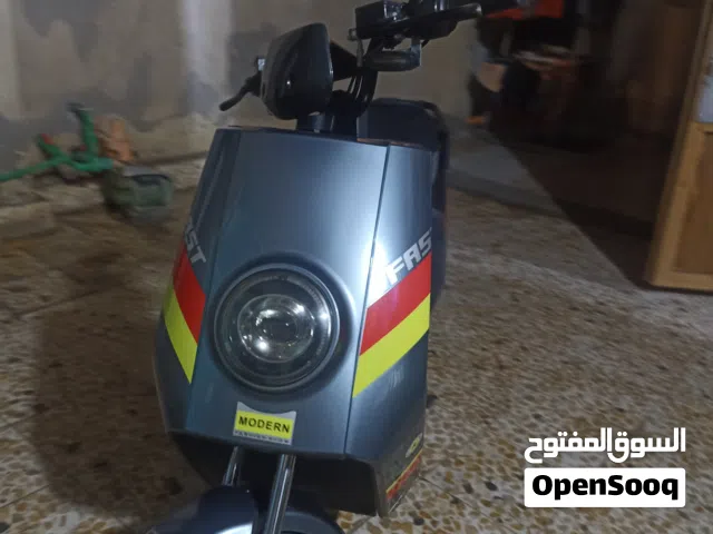 السلام عليكم دراجة شحن نوع بيئم رياضي للبيع التفاصيل جوة