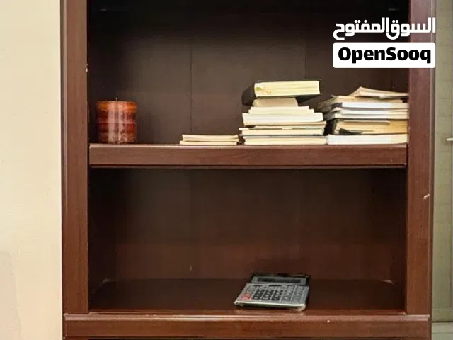مكتبه خشب بأربعة ارفوف