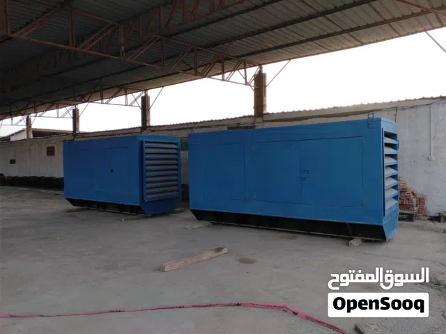 مولد بيركنز 240 kva مستعمل للبيع