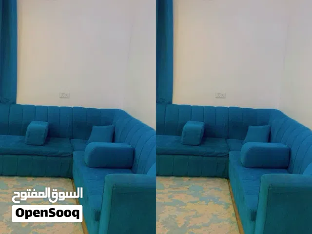كنب بحاله جديده 20 دينار
