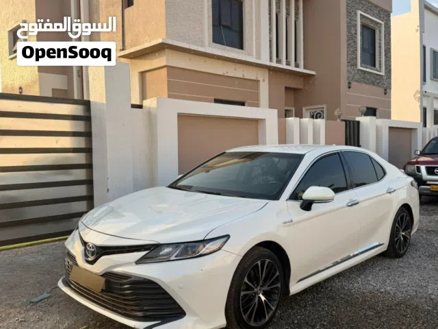 2019 تويوتا كامري SE