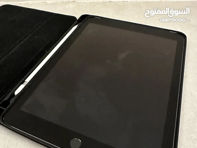 Apple iPad 6 32 GB in Jeddah