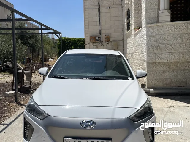هيونداي ايونيك 2018 للبيع اربعة جيد الموقع اربد ابان حالة السيارة ممتازة