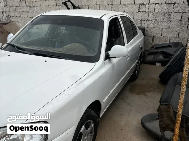 2002 هيونداي فيرنا SX IVT