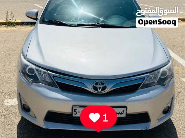 2014 تويوتا كامري XLE