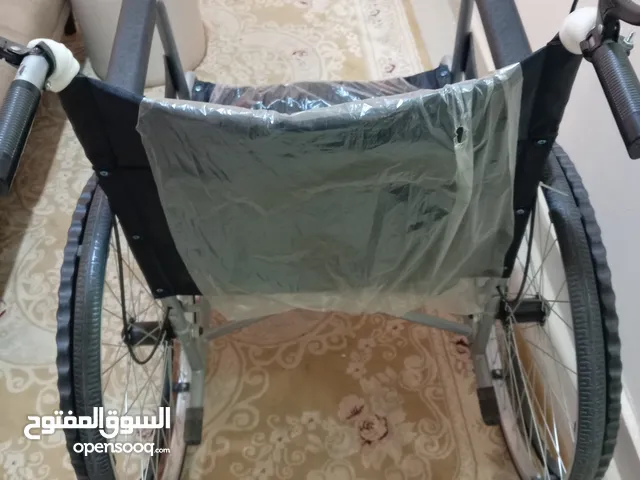كرسي متحرك نظيف ب 35 ريال