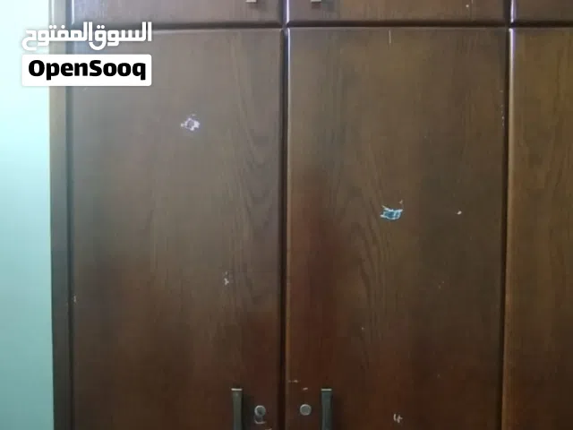 خزانة ملابس خشب تفصيل للبيع