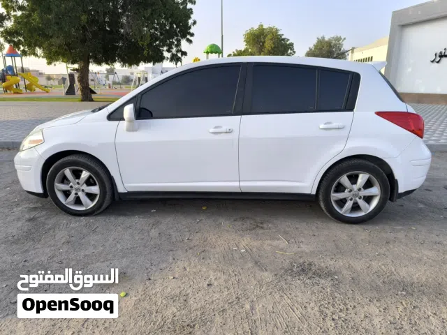 فيرسا 2012 نظيفة جدا" والسيارة مسرفسه كاملا"  إطارات جديدات وسفايف وبلكات وأيل جير وجاهزة للأستخدام