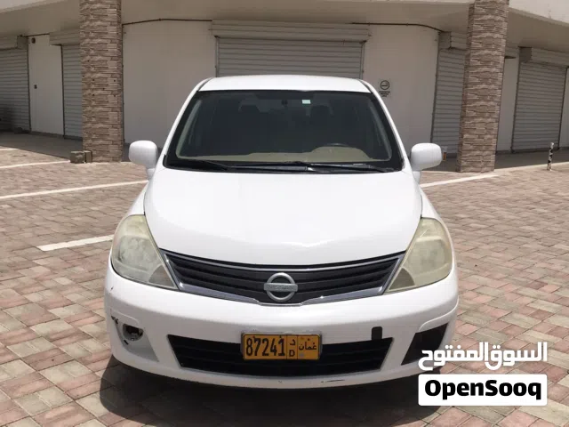 2012 نيسان فيرسا SV
