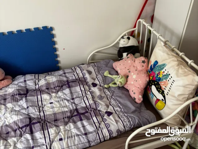 للبيع سرير