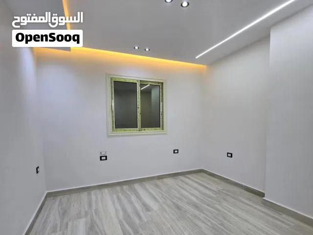 مقاول دهان بريده القصيم نعمل ف دهانات الابواب الخشب والحديد والوجهات الخارجيه والطرق والعزل الابوكسي