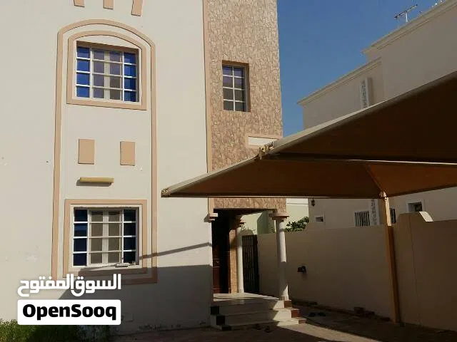 300 m2 5 Bedrooms Villa for Rent in Muscat Al Khoud