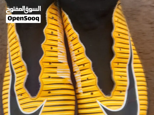 38.5 Sport Shoes in Farwaniya